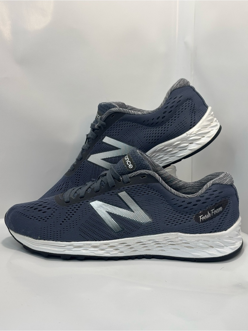 New Balance Fresh Foam Arishi V1 Women Size 7.5 Gray/Blue Walking Shoes WARISLB1